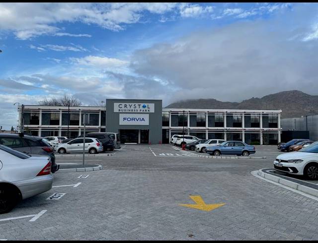 BUSINESS PROPERTY TO RENT IN RETREAT
